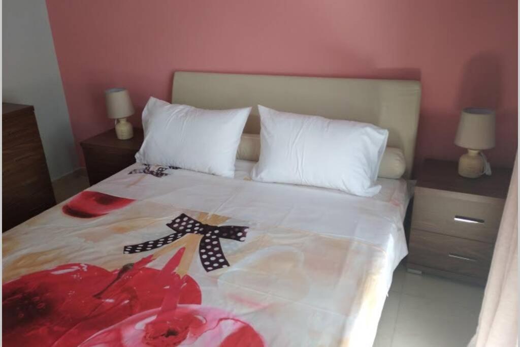 Debby'S Central Apartment Kavala Exterior foto