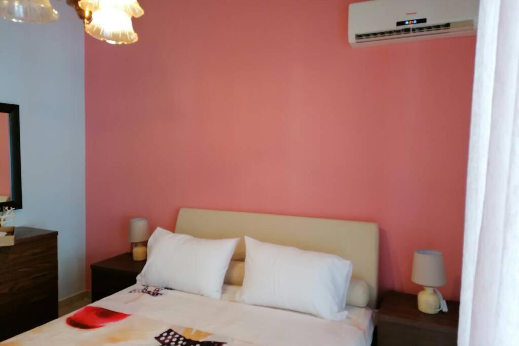 Debby'S Central Apartment Kavala Exterior foto